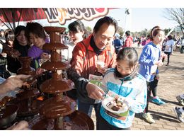 チョコラン16大阪大会 チョコレートを愛する人のラン 大阪府 豊中市 服部緑地陸上競技場 スポーツ大会の検索 参加申込みなら スポーツエントリー チョコラン16大阪大会 チョコレートを愛する人のラン 大阪府 豊中市 服部緑地陸上競技場 スポーツ大会の検索 参加申込みなら スポーツエントリー
