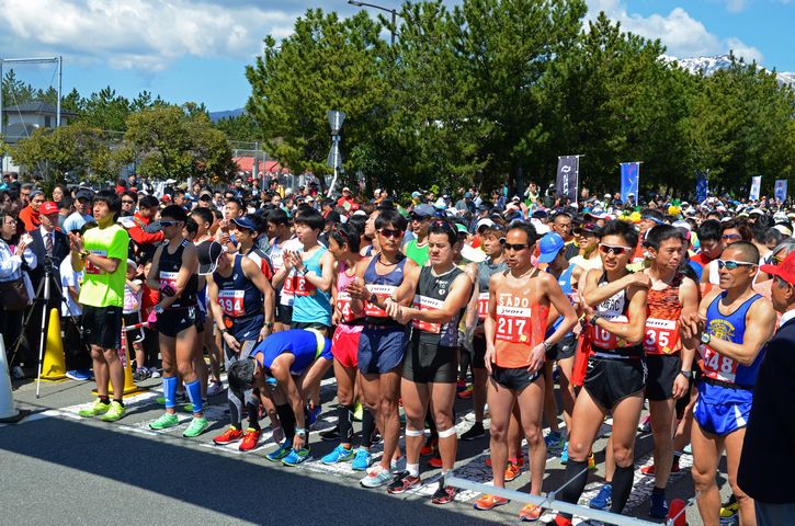 第9回 佐渡トキマラソン18 新潟県 佐渡市 おんでこドーム スタート フィニッシュ スポーツ大会の検索 参加申込みなら スポーツエントリー